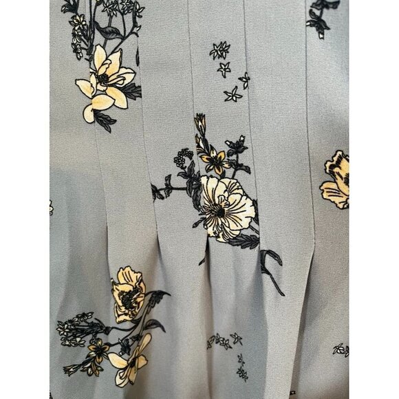 Torrid Floral Top 2X Gray Boho Western Preppy Classic Euro Summer Feminine Artsy - Picture 4 of 14